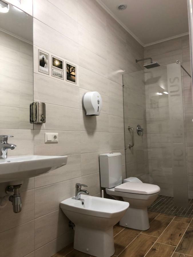 Hotel Bonus Kolomyja Exterior foto