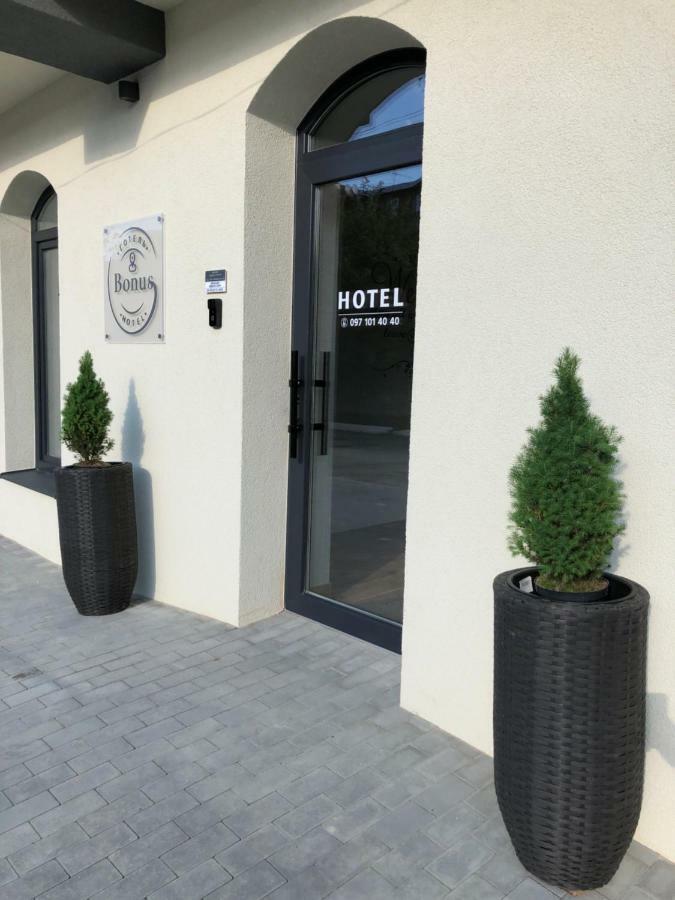 Hotel Bonus Kolomyja Exterior foto